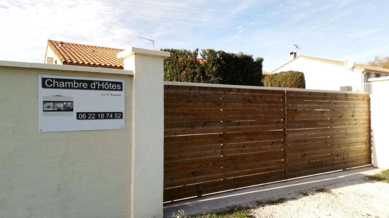 Le Ti'Roussat Acomodação com café da manhã Saint-André-de-Cubzac Exterior foto